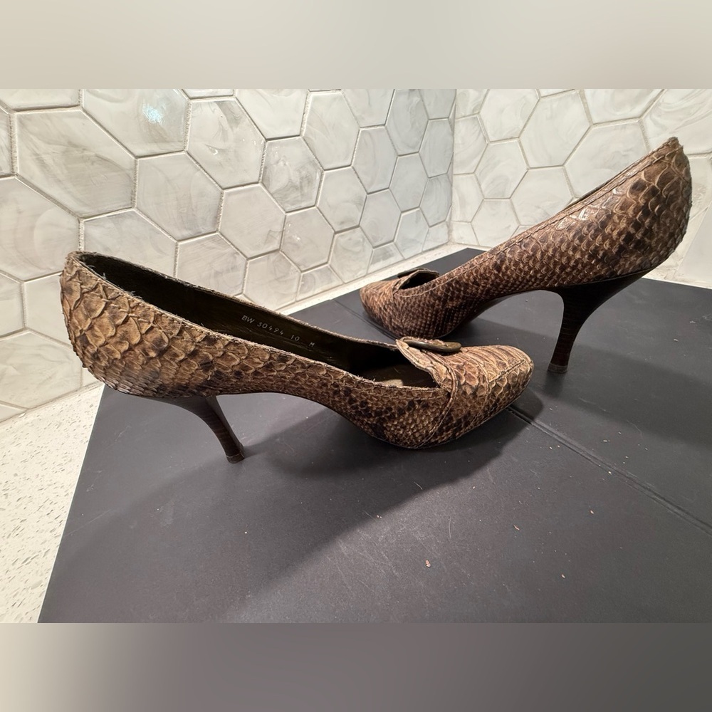 Stuart Weitzman Python Pumps Brown Snakeskin Buck… - image 5